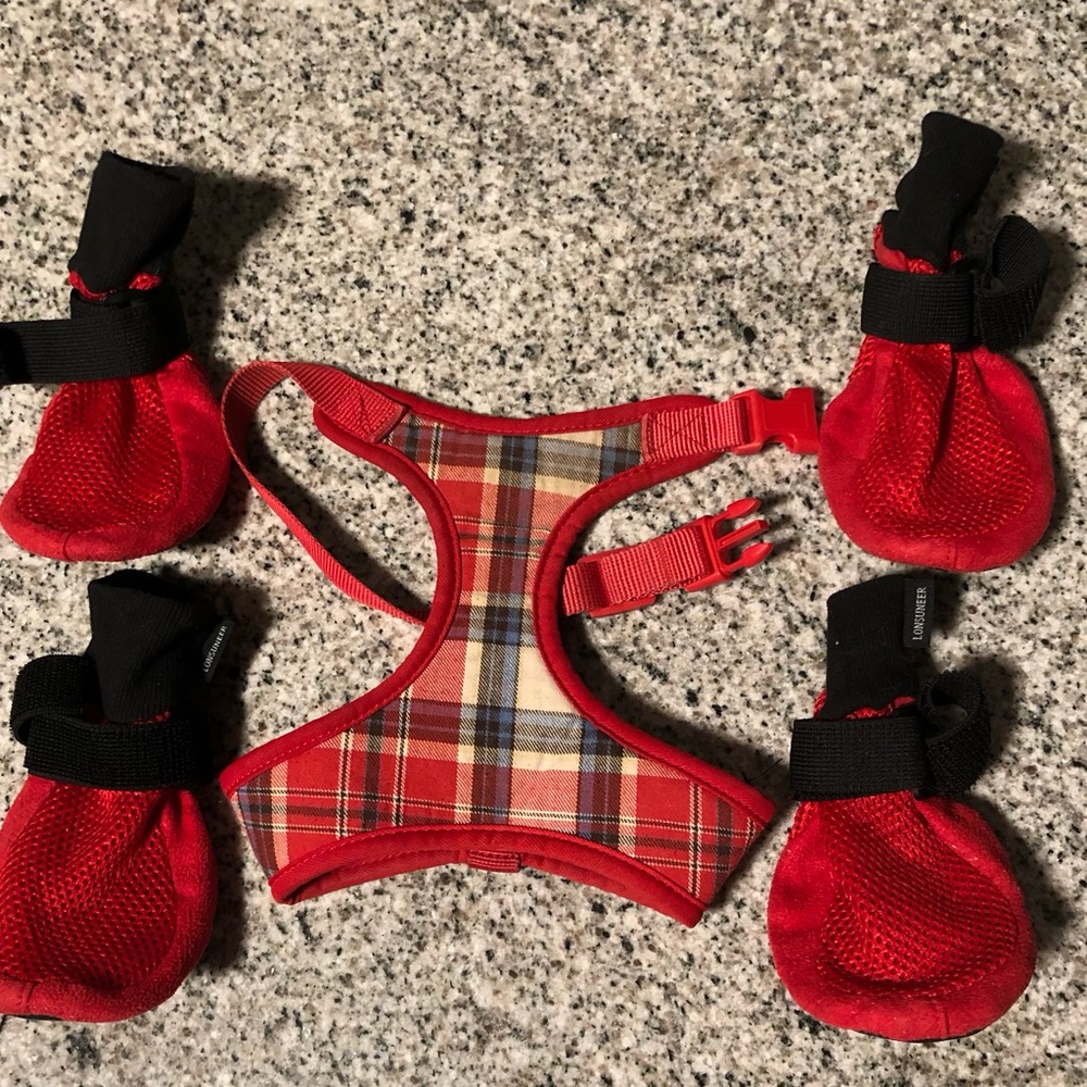 Lonsuneer Dog Foot Protectors & A Harness Size Medium